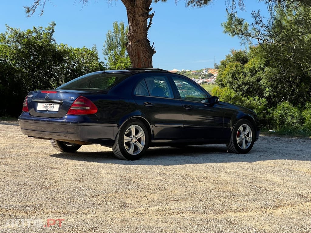 Mercedes-Benz E 220 CDI Avantgarde Aut.