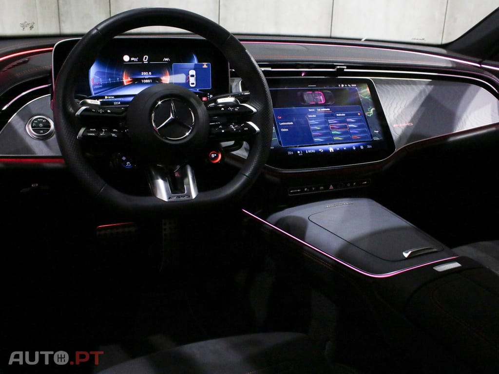 Mercedes-Benz E 53 AMG Hybrid 4Matic+ — fotografia 60