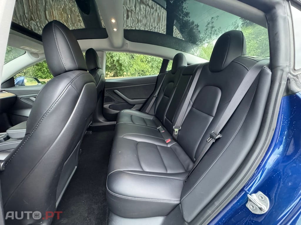 Tesla Model 3 Standard Range Plus RWD