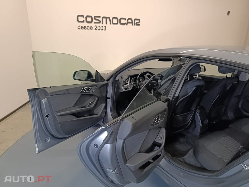 BMW 216 d Auto 