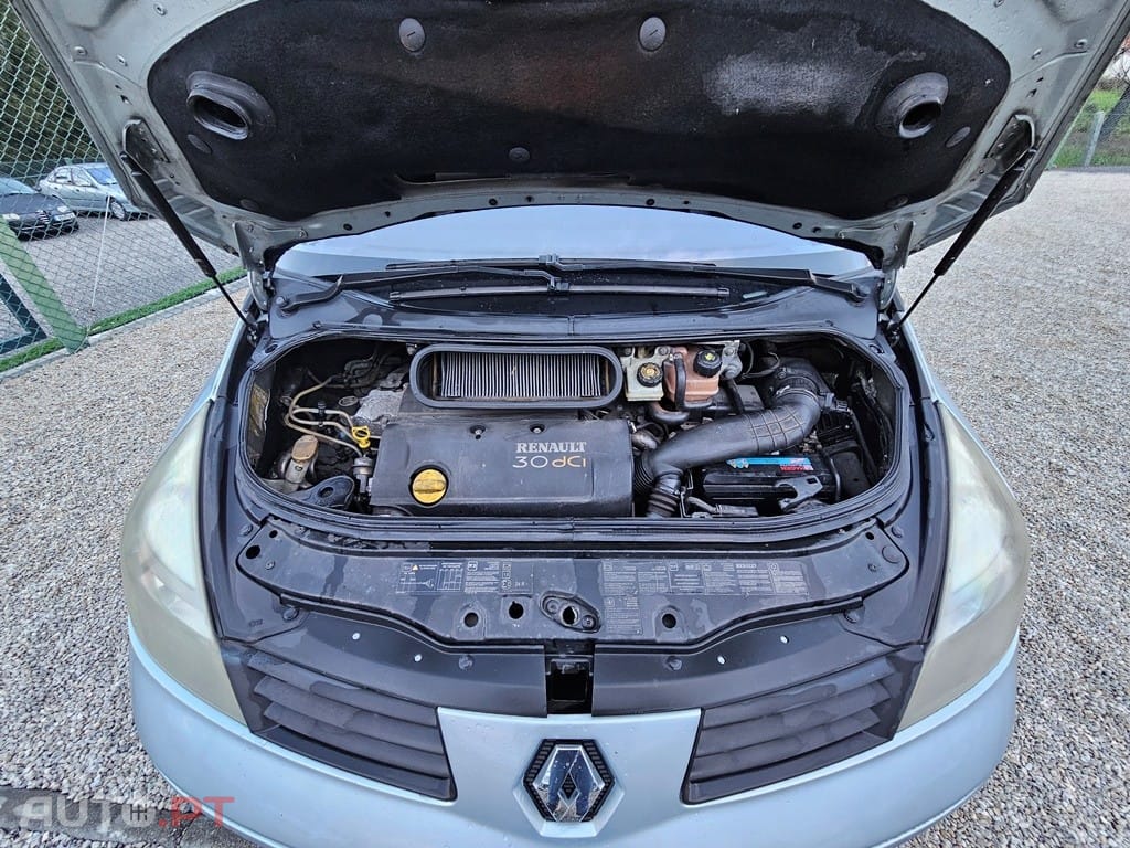 Renault Grand Espace 3.0 D Privilège 6L P.
