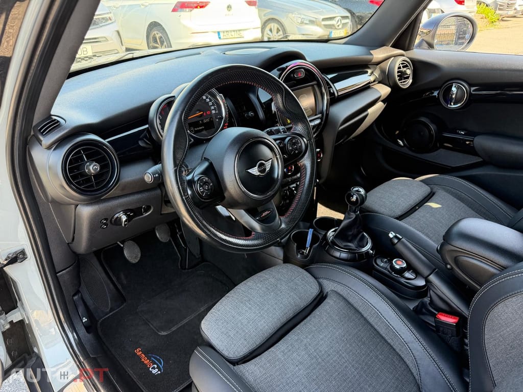 MINI Cooper Cooper SD