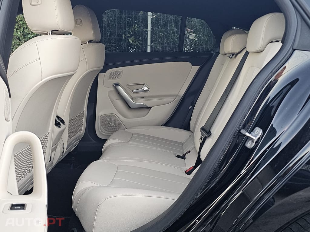 Mercedes-Benz CLA 250 250e hybrid plug-in