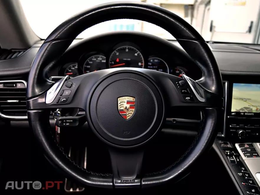 Porsche Panamera Platinum Edition