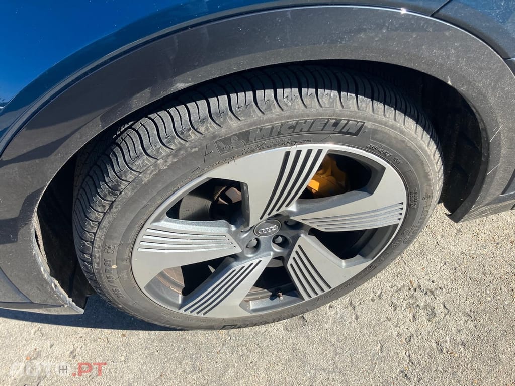 Audi E-Tron 55 quattro Advanced