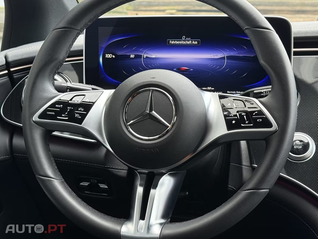 Mercedes-Benz EQE 300 