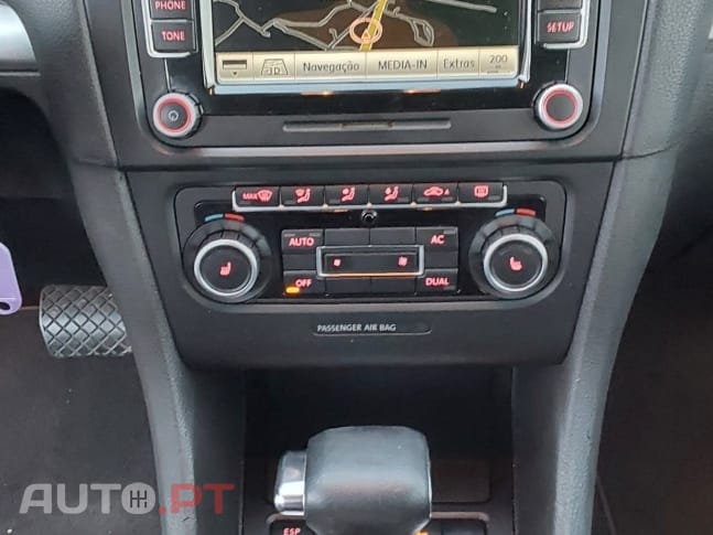 Volkswagen Golf 2.0 TDI Highline DSG