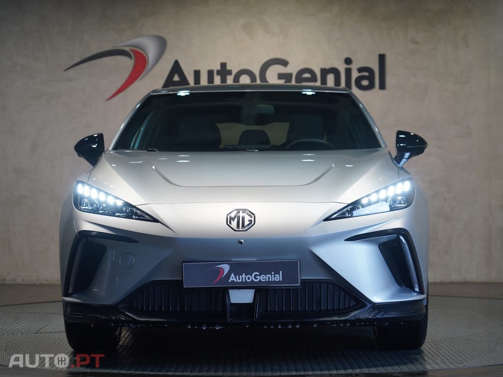 MG MG4 64 kWh Luxury