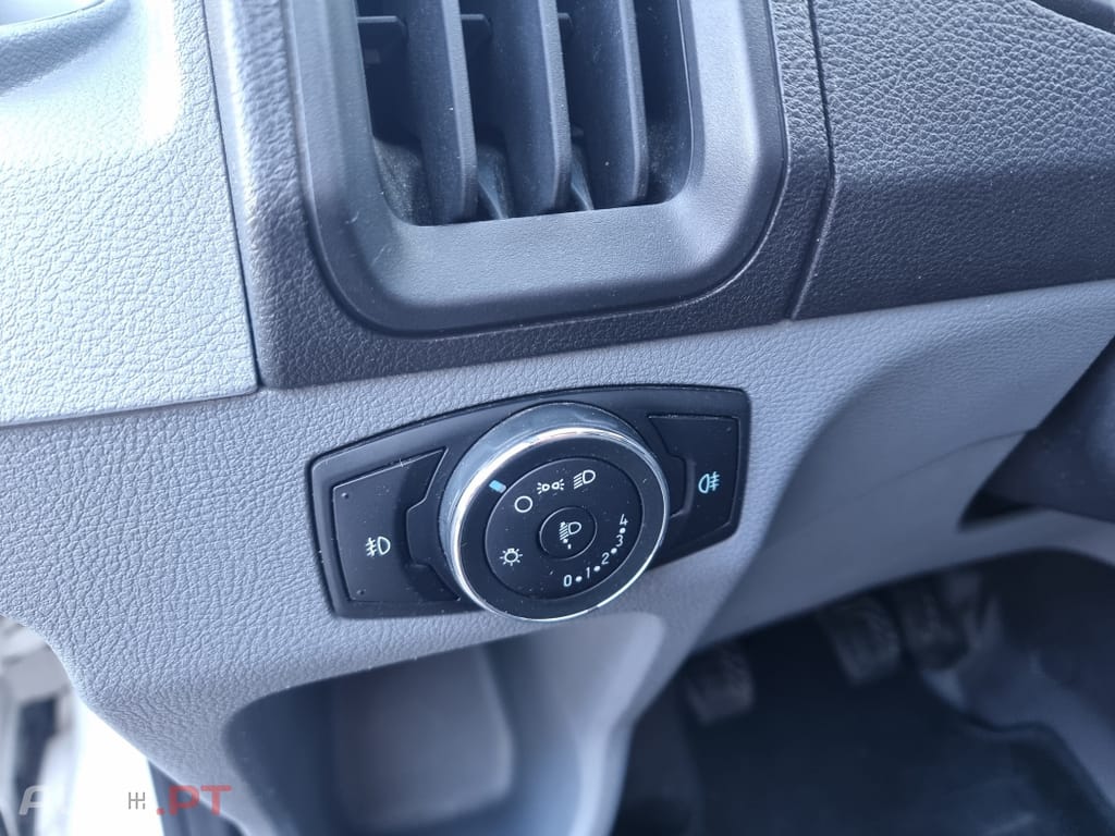 Ford Transit 350 L4 2.2 TDCi H1 CD Ambiente
