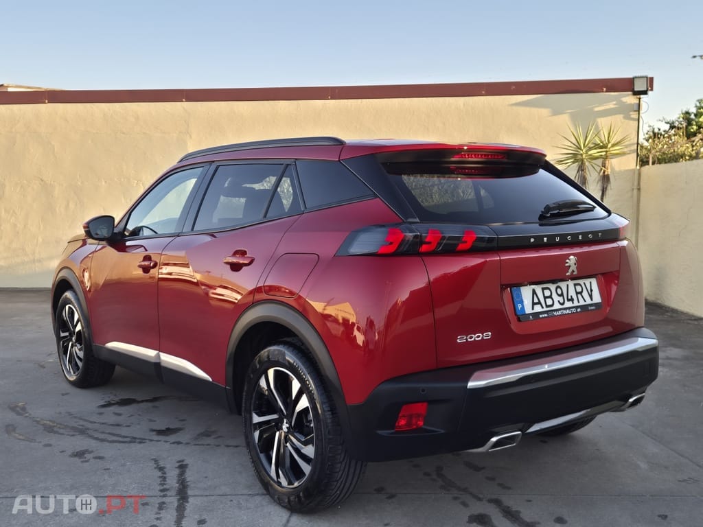 Peugeot 2008 1.2 PureTech Allure Pack