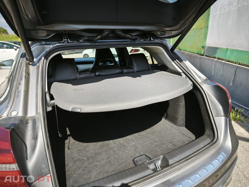 Mercedes-Benz GLA 220 d 4-Matic