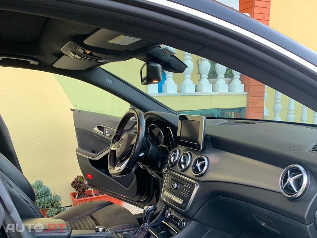 Mercedes-Benz CLA 180 Shotting brake