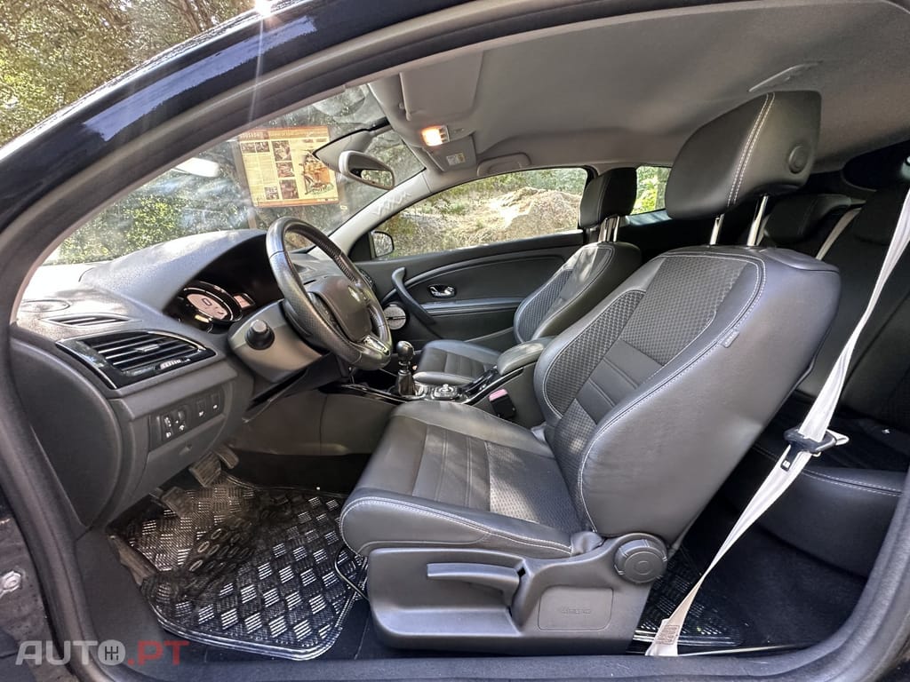 Renault Mégane Coupe 1.6 dCi Bose Edition SS