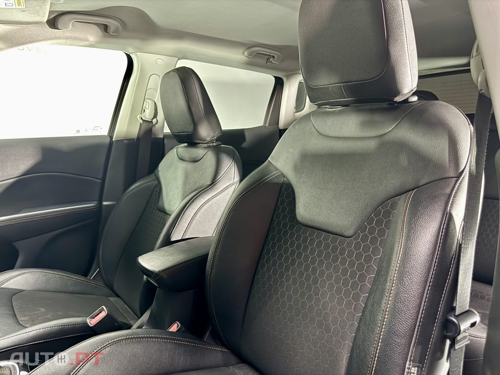 Jeep Compass 1.3 T Limited DCT