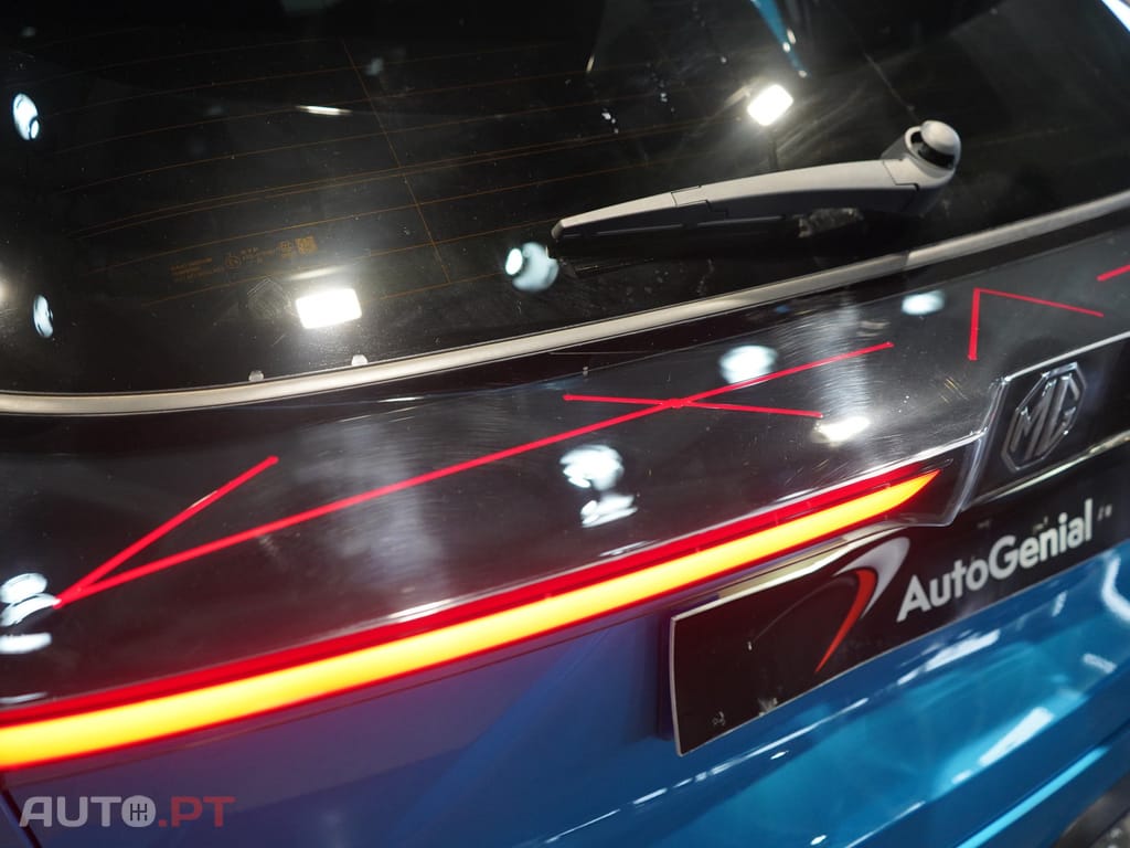 MG MG4 64 kWh Luxury