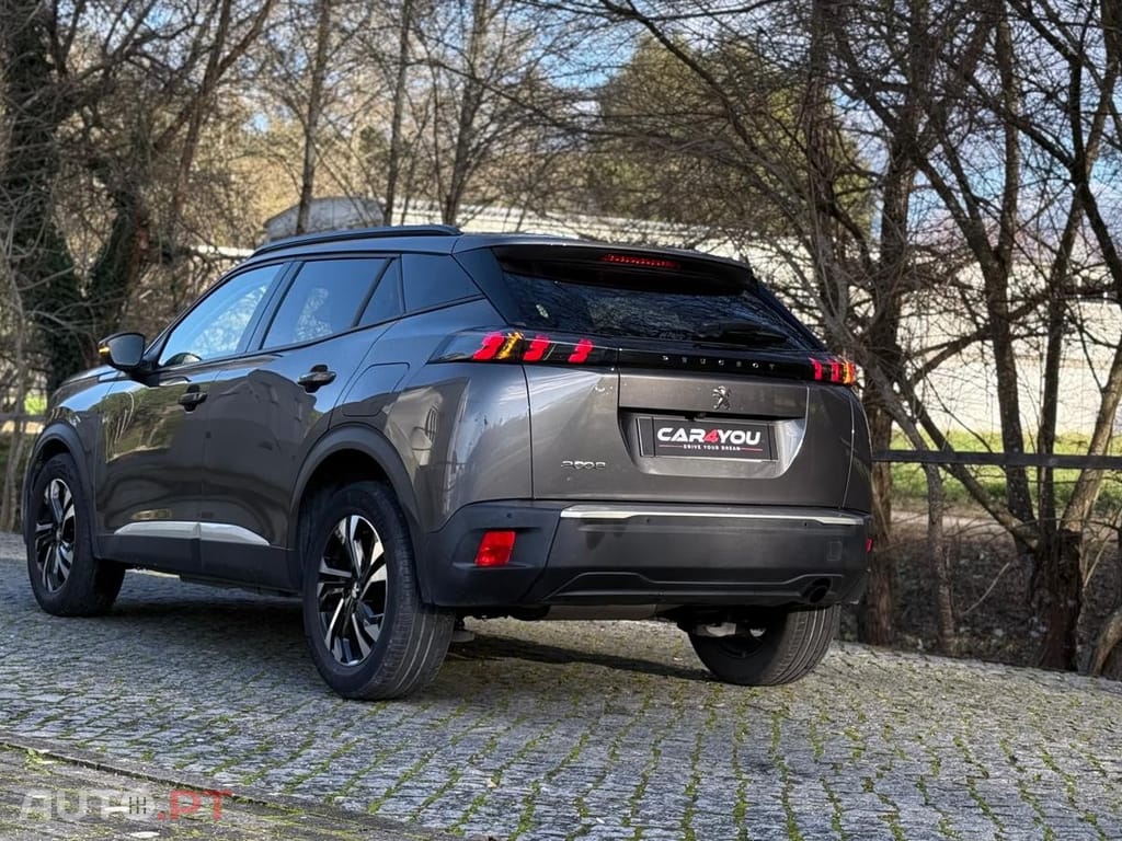 Peugeot 2008 1.2 PureTech Allure