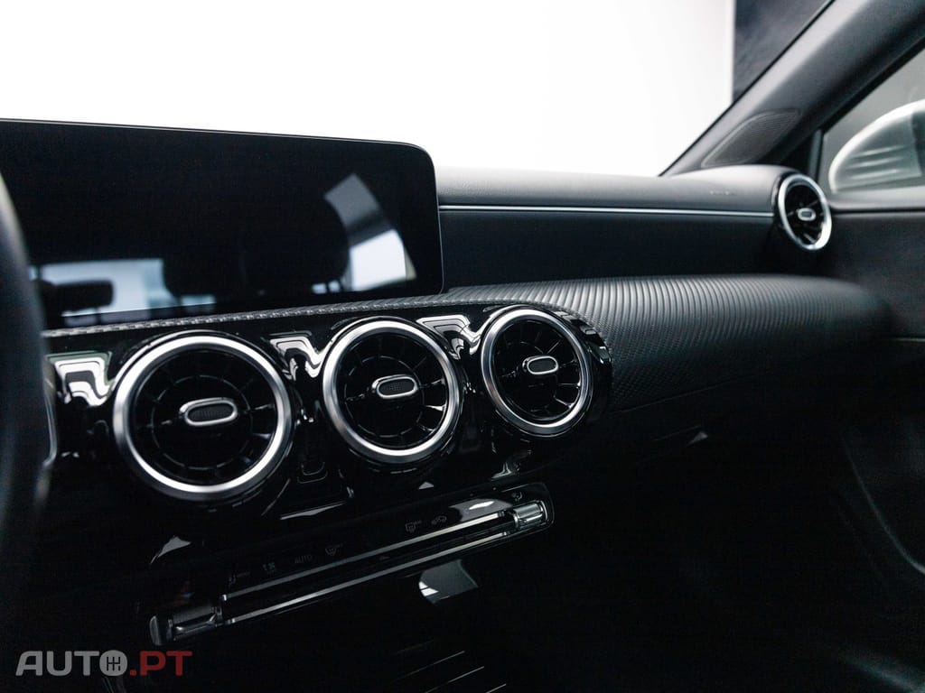 Mercedes-Benz A 250 e Style Plus