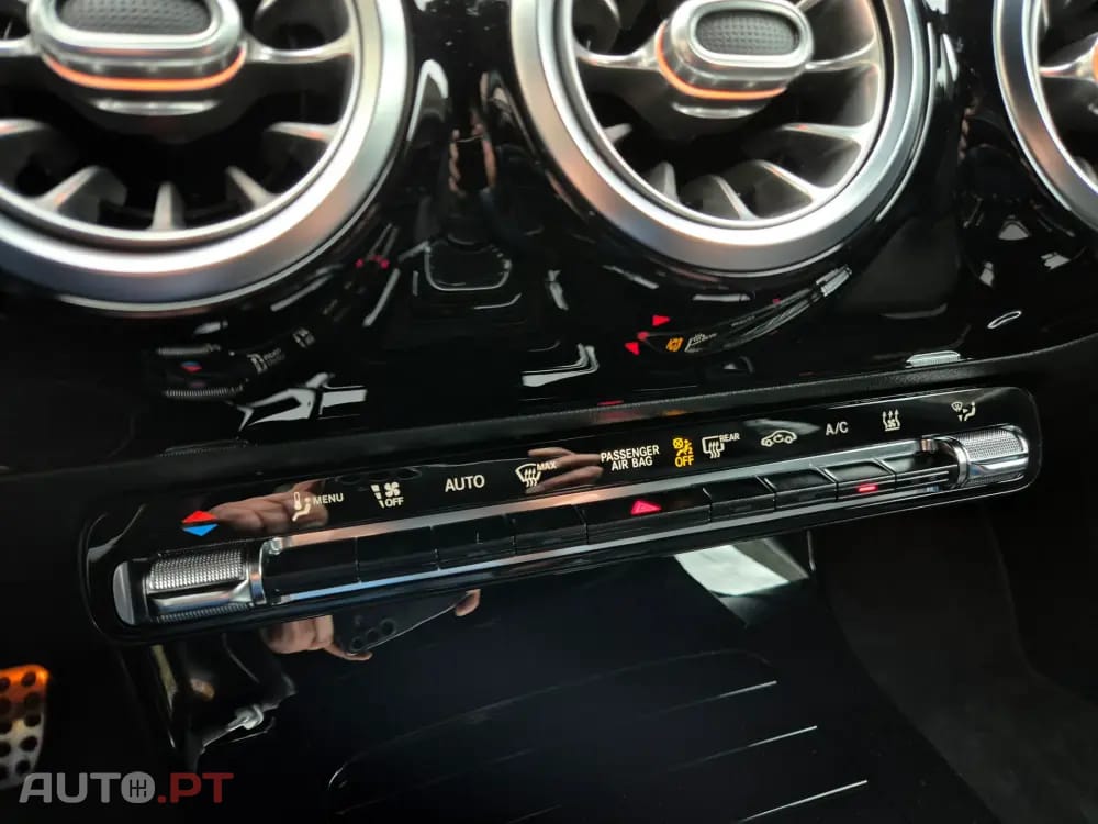 Mercedes-Benz CLA 250 e Shooting Brake AMG Line