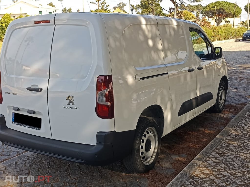 Peugeot Partner 1.5 BlueHDi Pro Longa