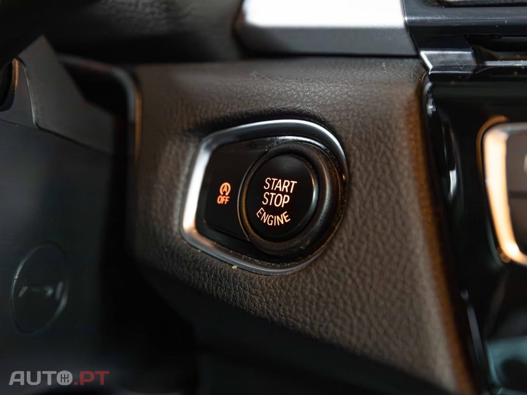 BMW 216 d Aut. Sport Line