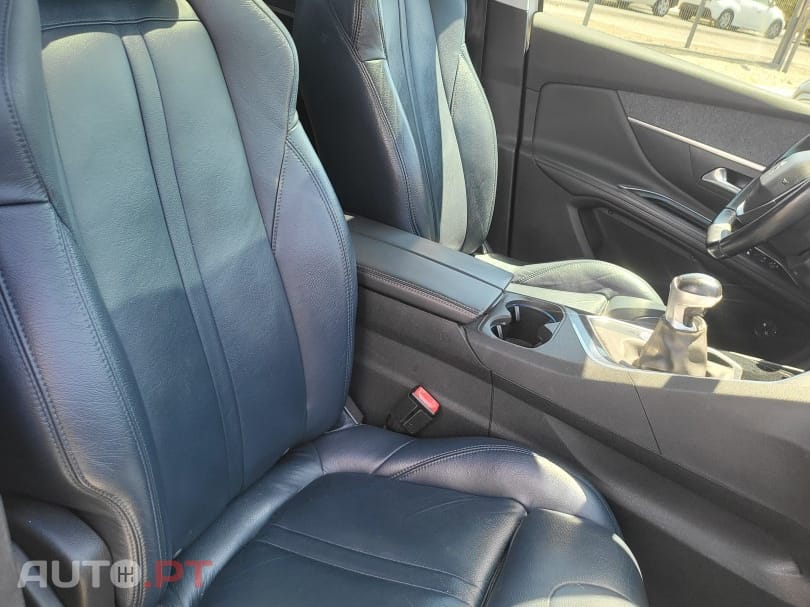 Peugeot 3008 1.2 PureTech GT Line