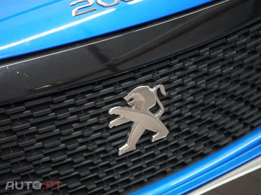 Peugeot 2008 1.2 PureTech Allure Pack