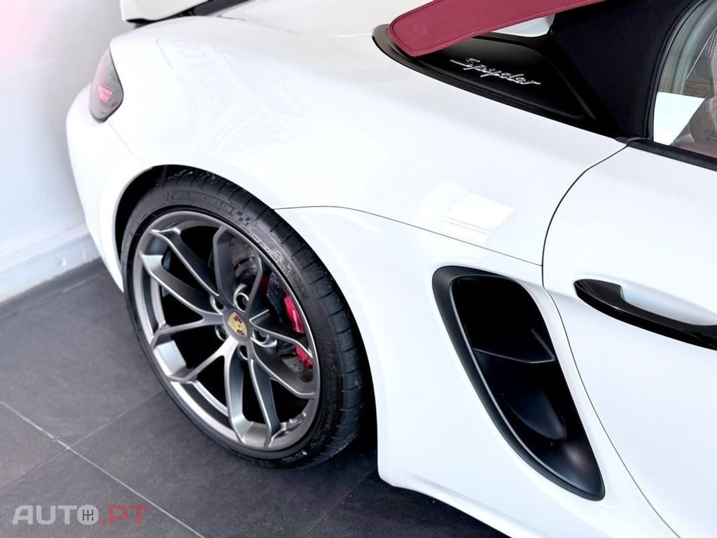 Porsche 718 Standard