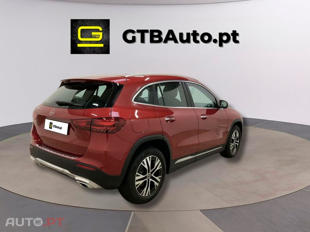Mercedes-Benz GLA 250 I.V.A DEDUTIVEL e