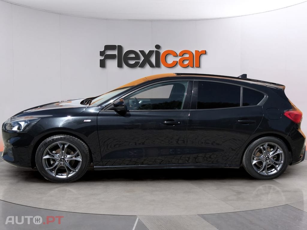 Ford Focus 1.0 EcoBoost MHEV ST-Line