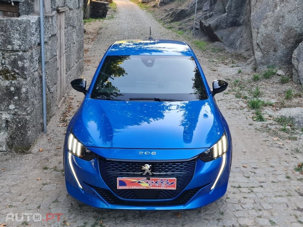 Peugeot E-208 GT