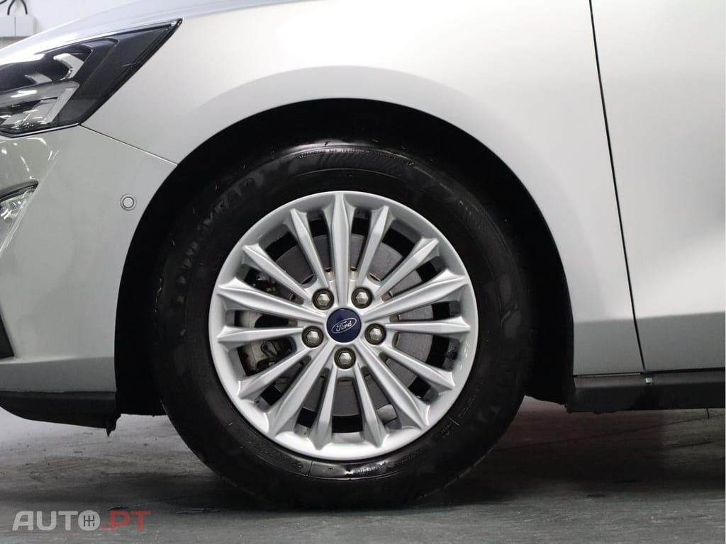 Ford Focus 1.5 TDCI 120cv TITANIUM