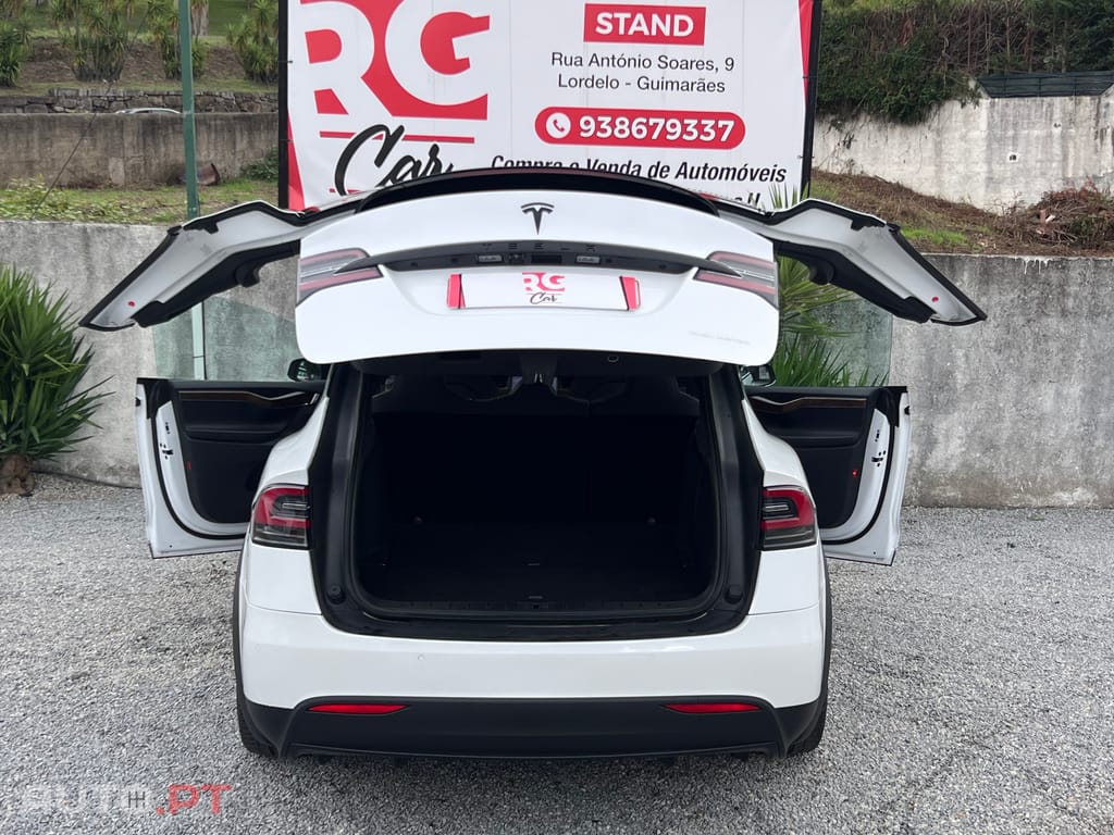 Tesla Model X Long Range Plus