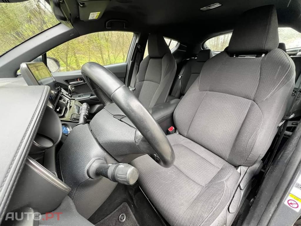 Toyota C-HR 1.8 Hybrid Comfort
