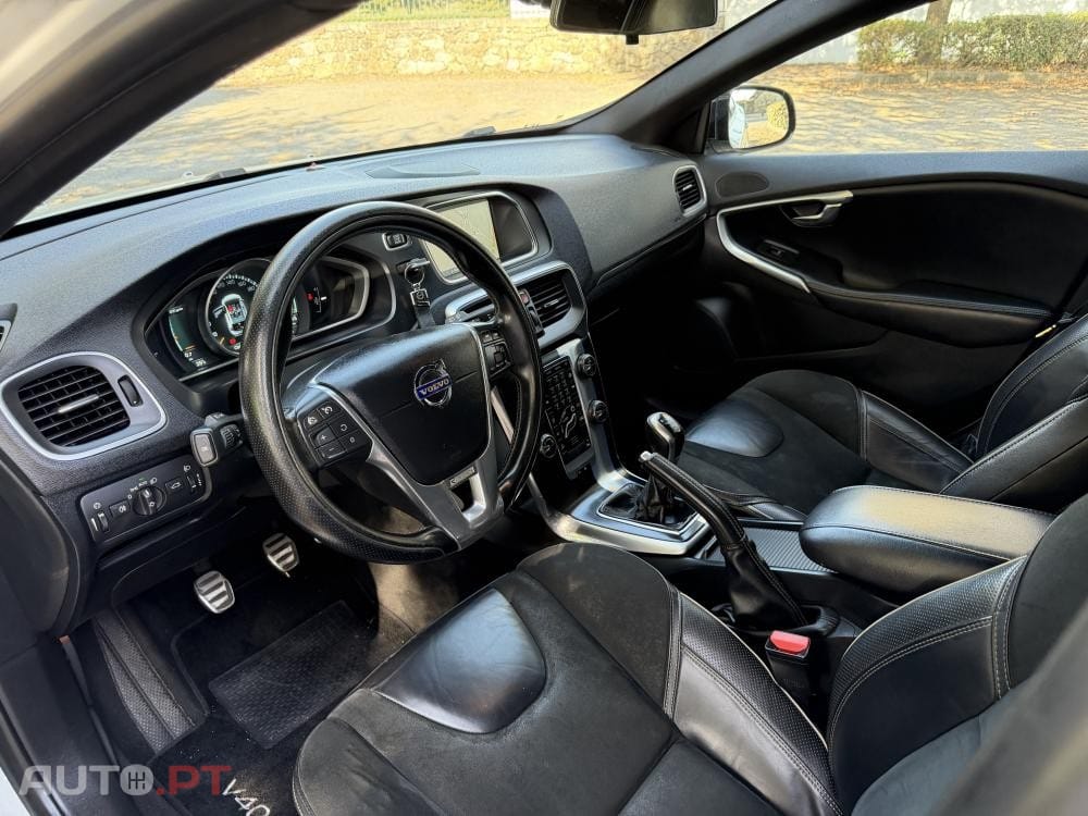 Volvo V40 1.6 D2 Eco R-Design