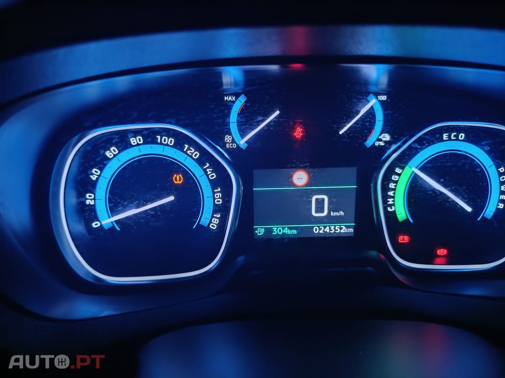 Peugeot E-Expert 75 kw