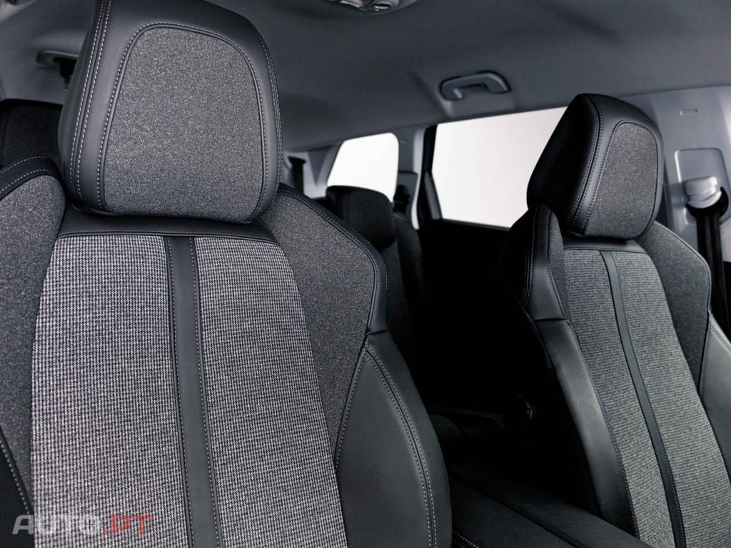 Peugeot 5008 1.5 BlueHDi Allure EAT8