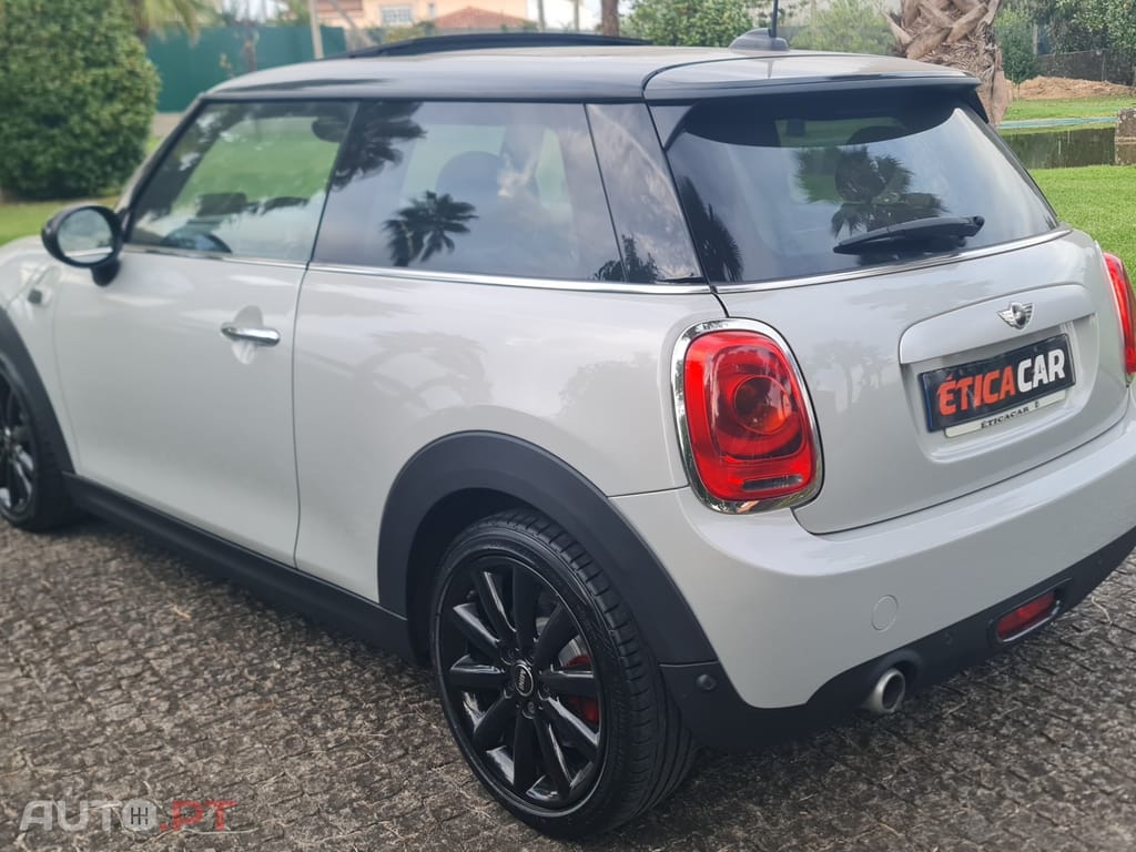 MINI Cooper Cooper D