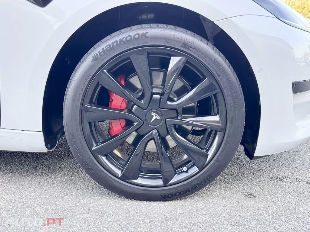 Tesla Model 3 Standard Range Plus RWD