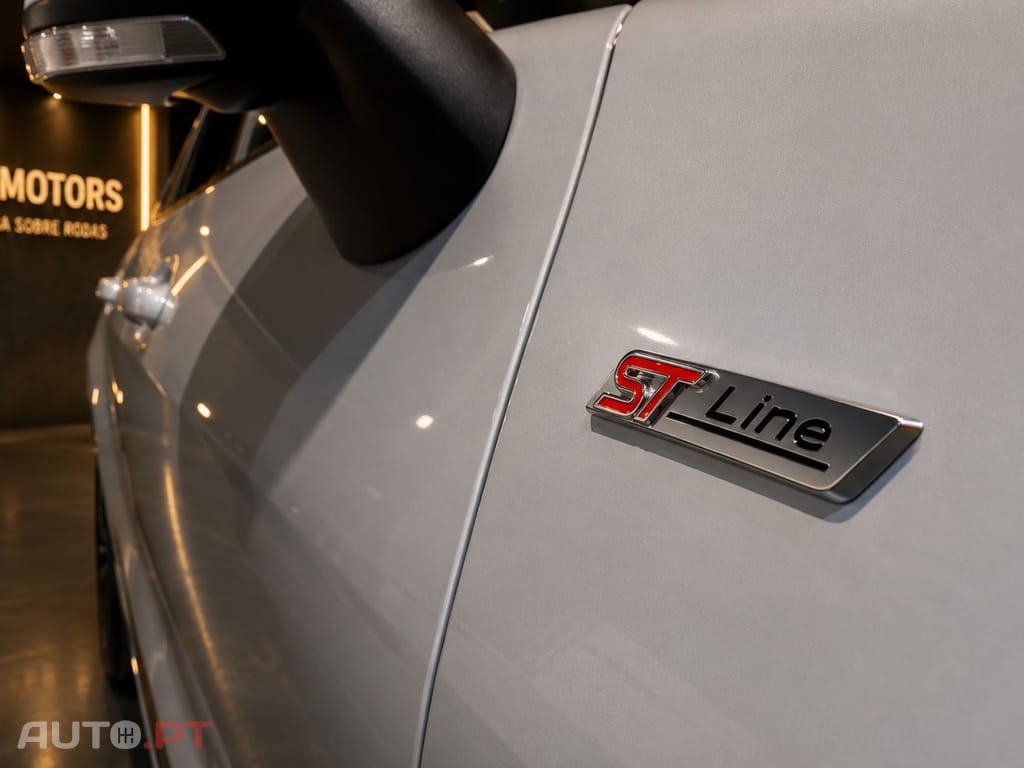 Ford Puma 1.0 EcoBoost Hybrid ST-LINE