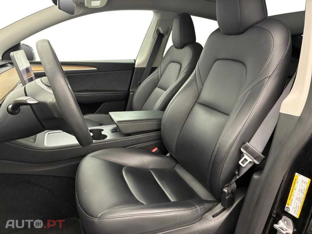 Tesla Model Y Long Range Dual Motor AWD