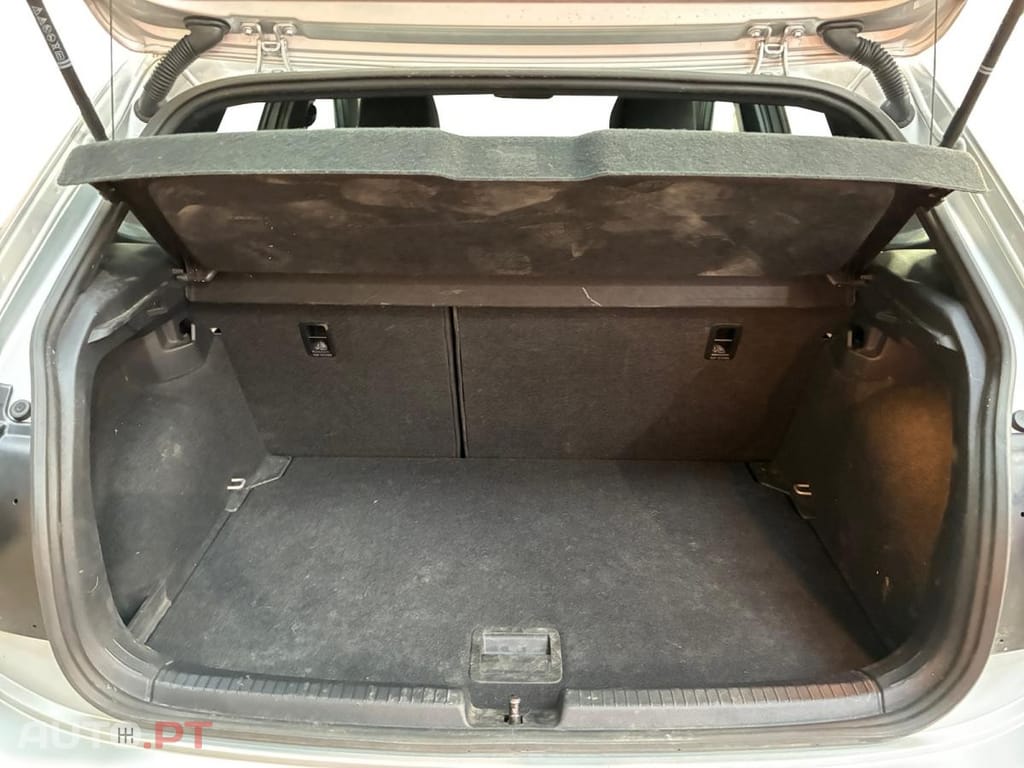 Volkswagen Polo 1.0 TSI R-Line DSG