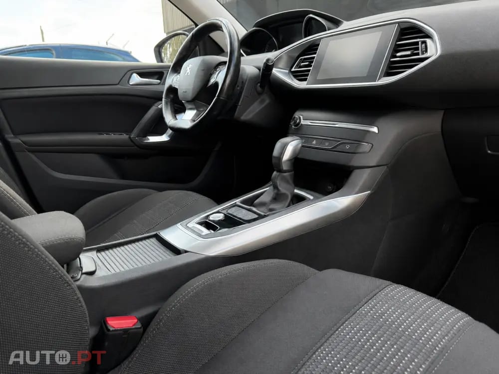 Peugeot 308 SW BlueHDi 120 EAT6 Stop & Start Allure