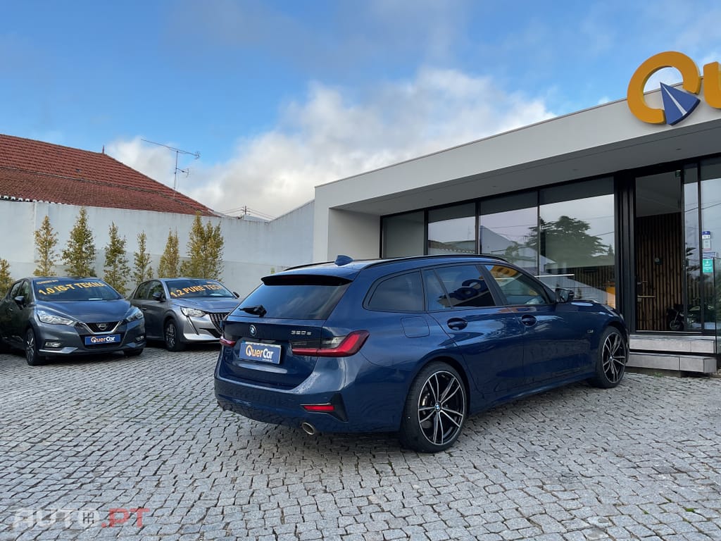 BMW 320 e Touring Line Sport Auto