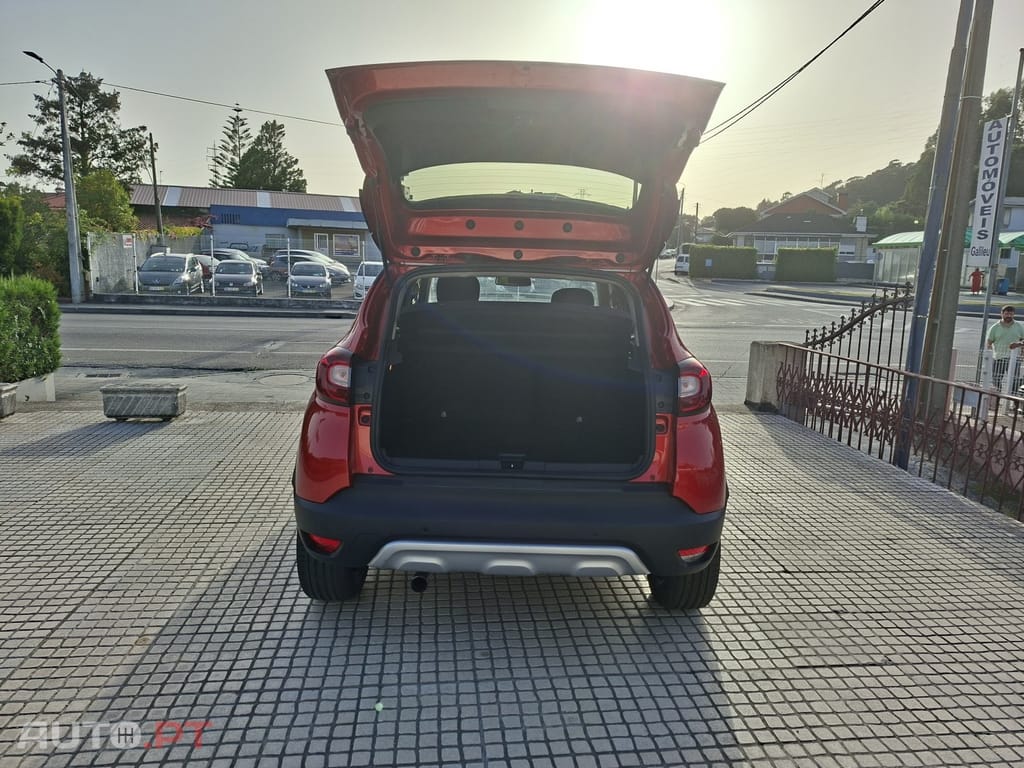 Renault Captur 0.9 TCE Exclusive — fotografia 10