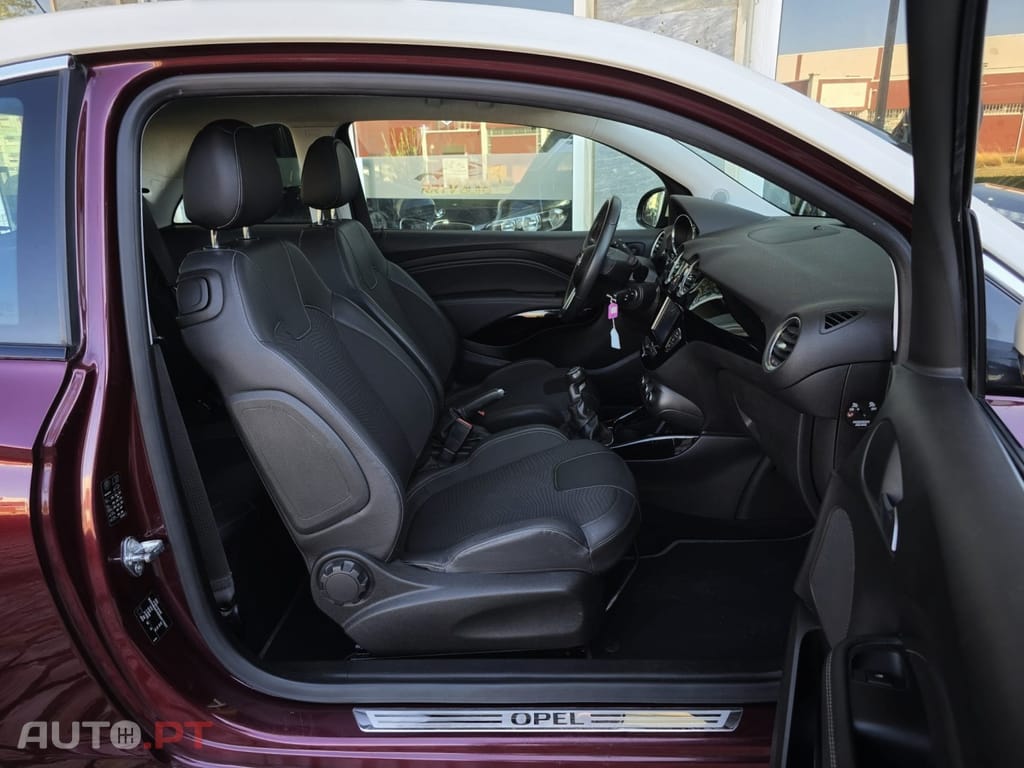 Opel Adam 1.2 Glam