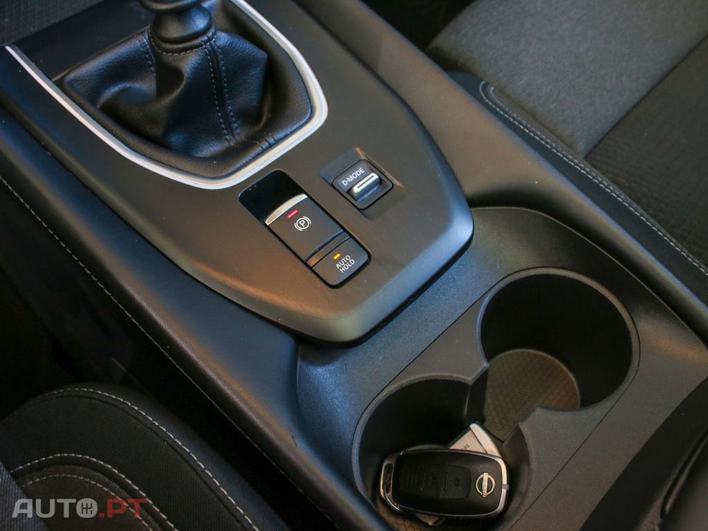 Nissan Qashqai 1.3 DIG-T N-Connecta