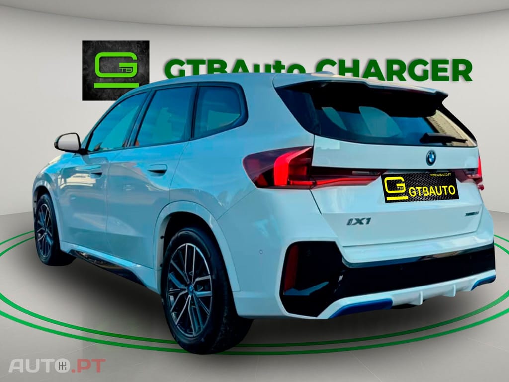 BMW iX1 xDrive30 M-SPORT 