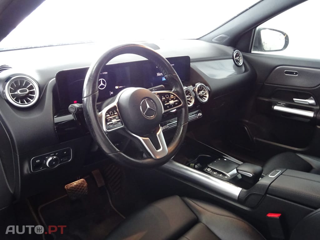 Mercedes-Benz GLA 250 e Progressive