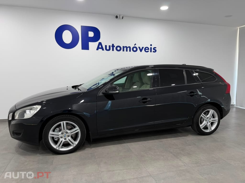 Volvo V60 1.6 D2 Drive Momentum Start/Stop