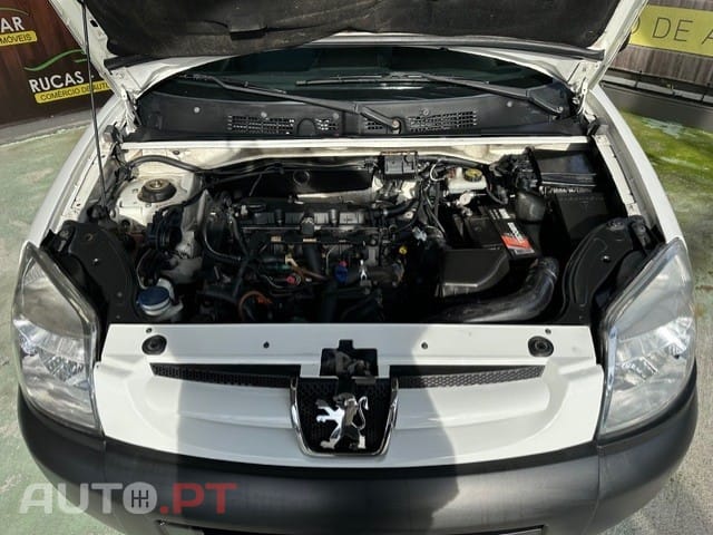 Peugeot Partner 2.0 HDi CombiSpace